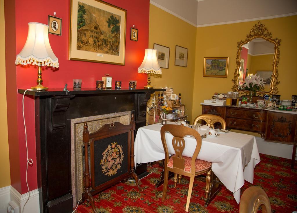 Bed and Breakfast Southbank House Херефорд Экстерьер фото